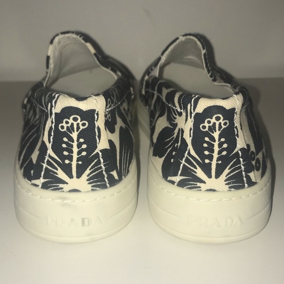 Prada Sneakers Slip On - Picture 8 of 8